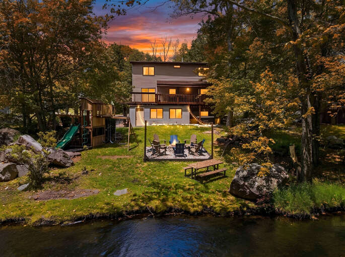 Lazy Bear Lodge