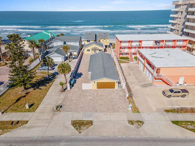 Enjoy a relaxing beach stay just steps from the shoreline. This coastal property offers easy beach