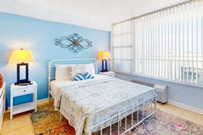 Daytona Beach Club 320- Daytona Dreamin'