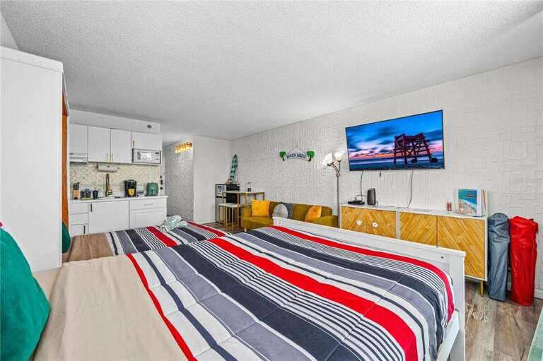 Daytona Beach Club 417-Skyline & Sand