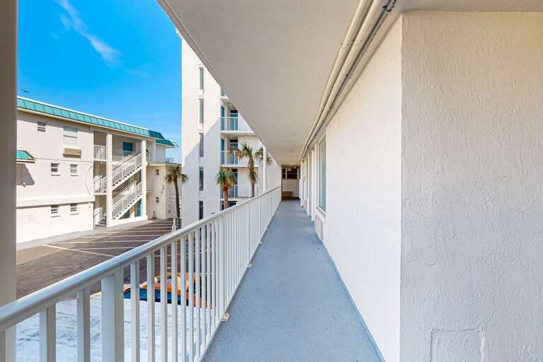 Daytona Ocean Jewels Club 210 - Salty Vibes