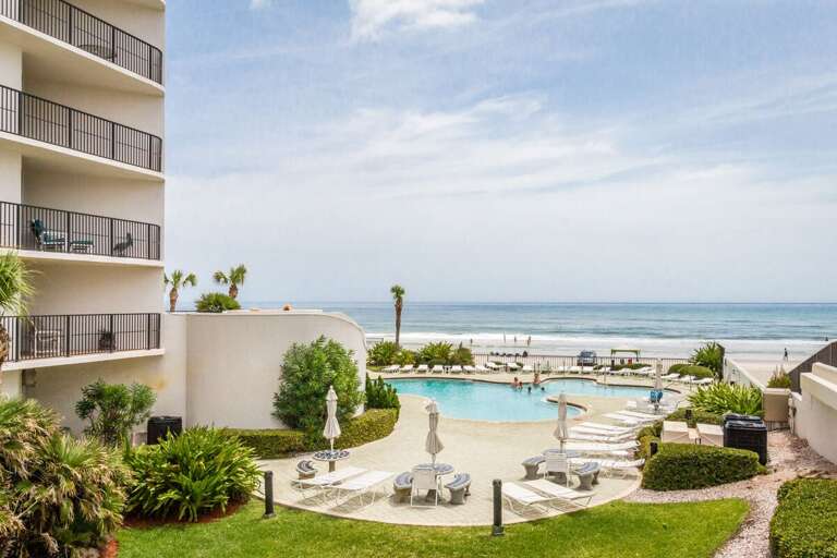 Seaside Vacation Rental With Pool And Balcony Views Overlooking Ocean