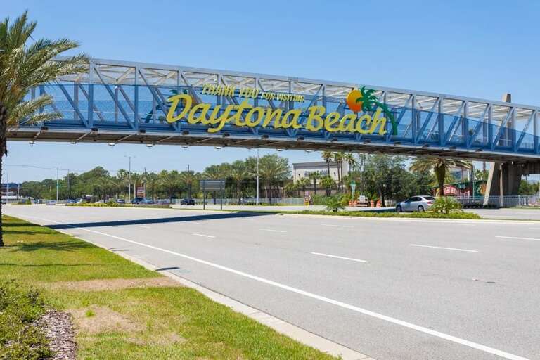 Experience the best of Daytona Beach! From sandy shores to exciting attractions, your beach stay begins the moment you arrive in this iconic coastal destination.