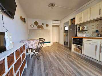 Valras-Loc – Studio with terrace