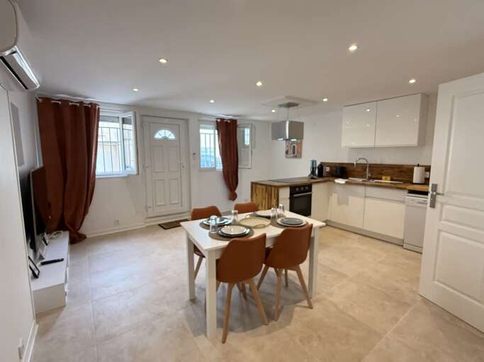 Valras-Plage Home Rental