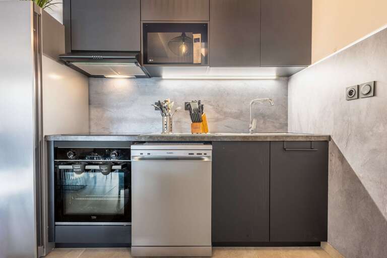 Serignan Home Rental