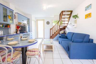 Townhouse with Terrace 100 m from the Beach