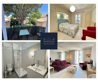 Charming 2-Bedroom Apartment in Béziers City Centre with Parking