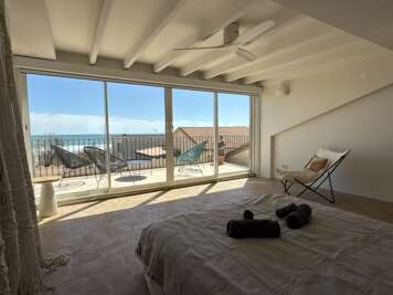 Seaside house 2 terraces A/C parking