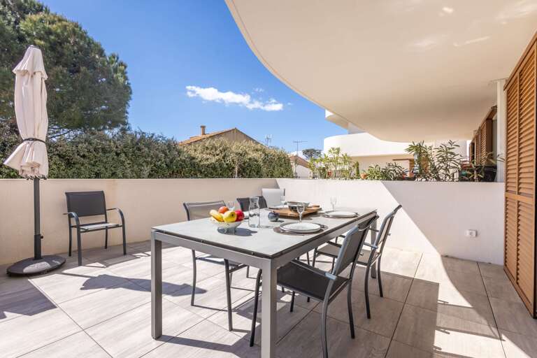 Serignan Apartment Rental