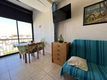 Comfortable Apartment Just Steps from the Beach