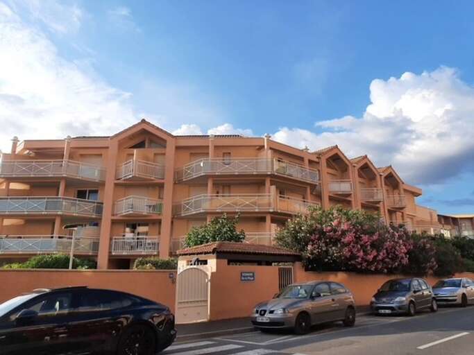 Valras-Plage Apartment Rental