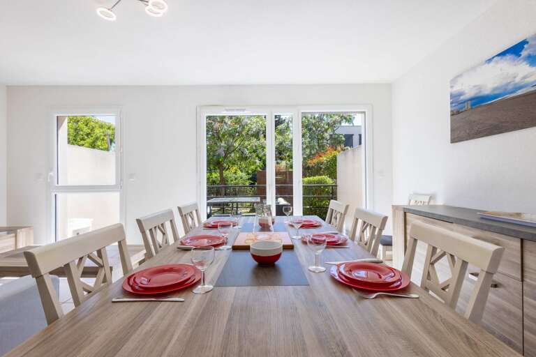Serignan Home Rental