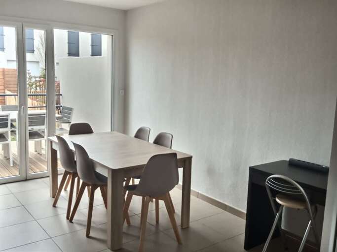 Serignan Home Rental