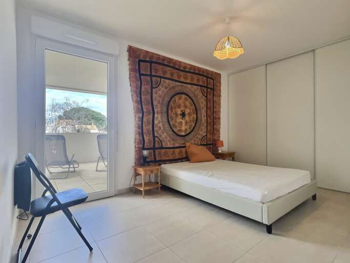 Serignan Apartment Rental