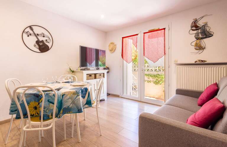 Valras-Plage Home Rental