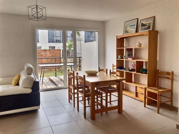 Serignan Home Rental