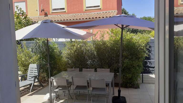 Les Patios De Valras – Pleasant Holiday House