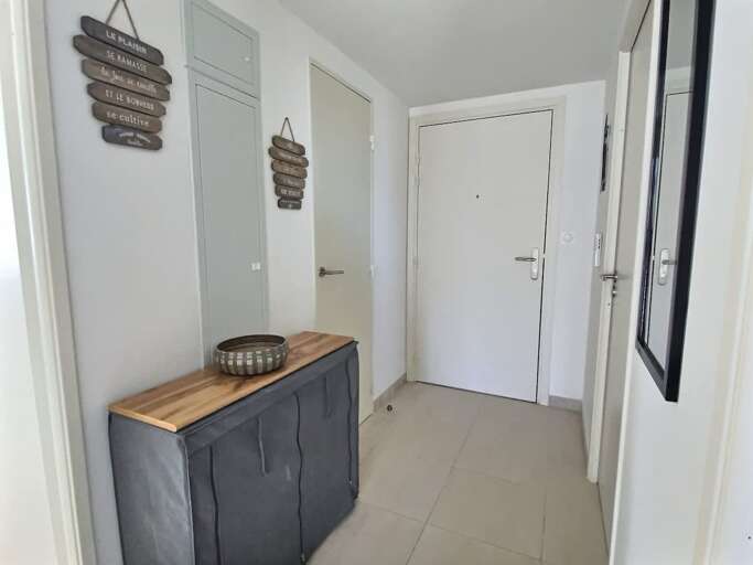 Serignan Apartment Rental