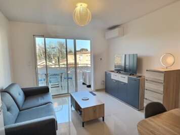 150 m from the beach – Charming apartment