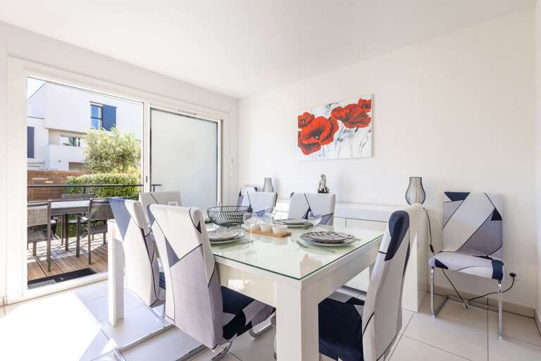 Serignan Villa Rental