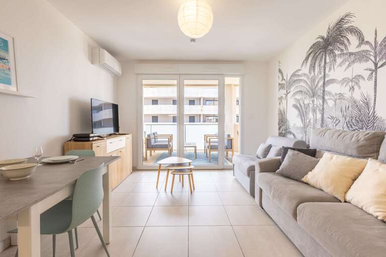 Serignan Apartment Rental
