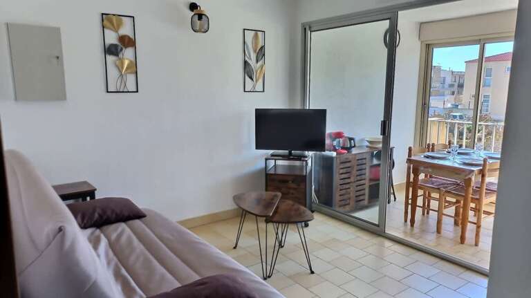 Valras-Plage Apartment Rental