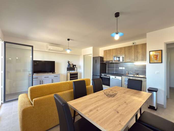 Serignan Apartment Rental