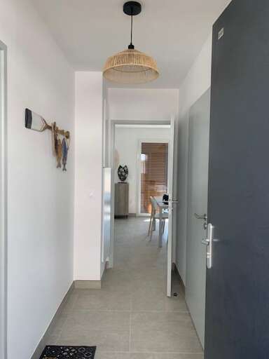 Serignan Apartment Rental