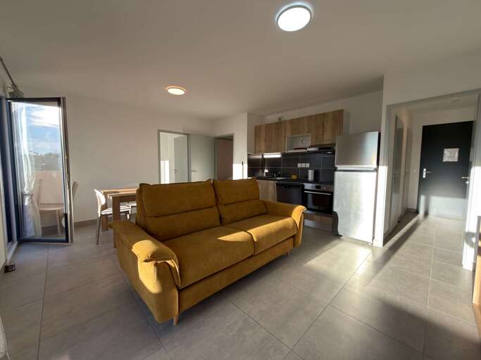 Serignan Apartment Rental