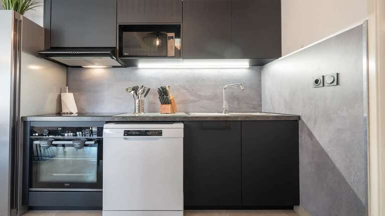 Serignan Home Rental