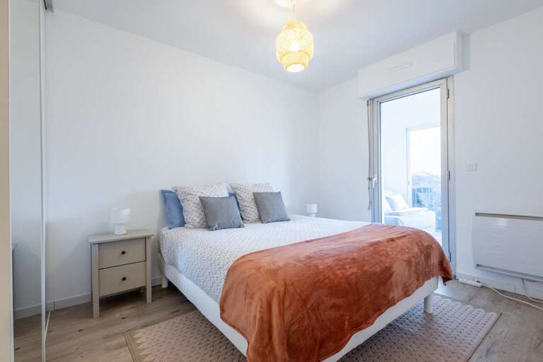 Serignan Apartment Rental