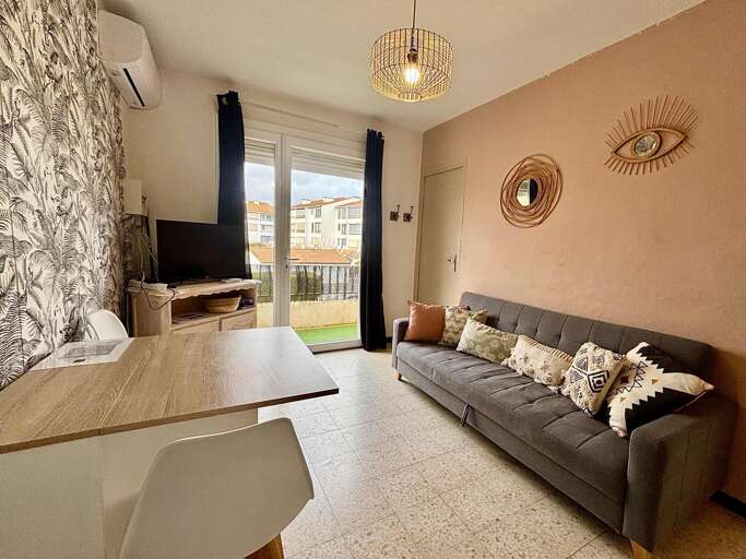 Valras-Plage Apartment Rental