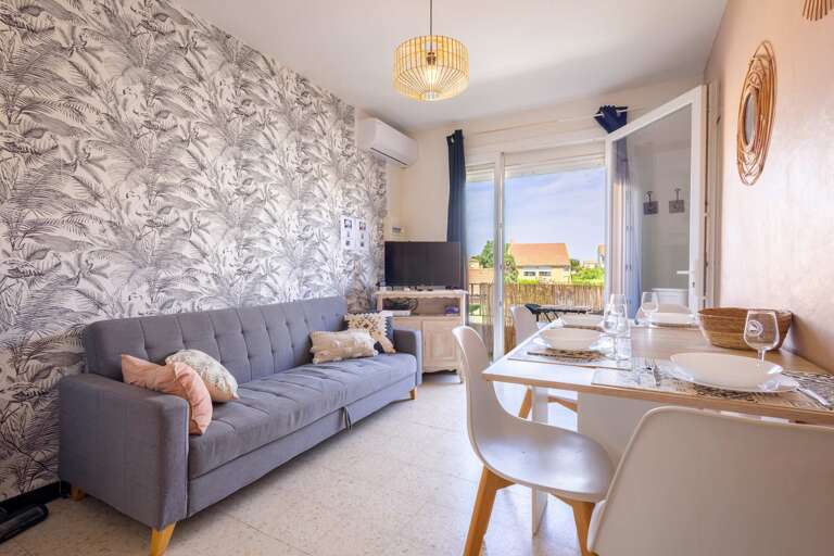 Valras-Plage Apartment Rental