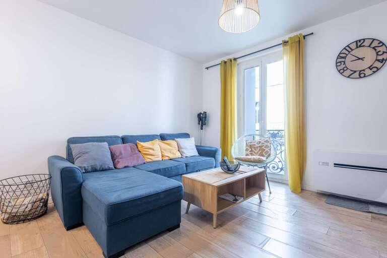 Serignan Townhouse Rental