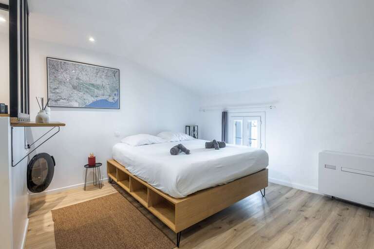 Serignan Townhouse Rental