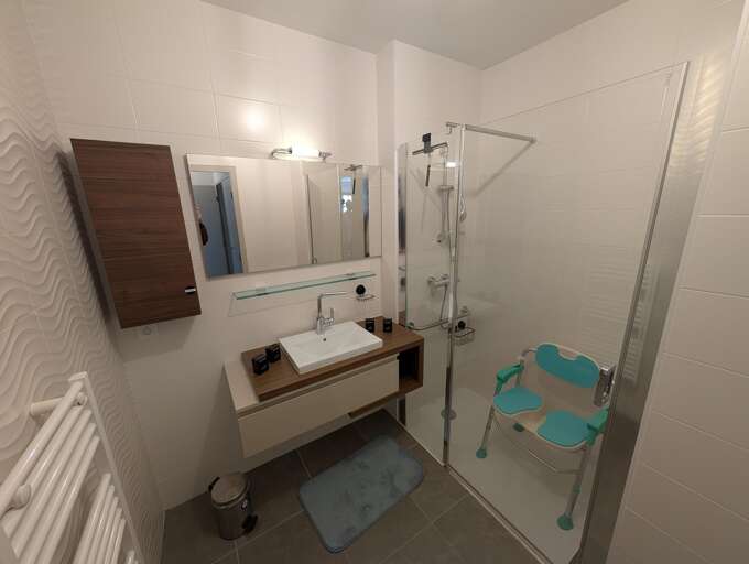 L'Escale Marine Accessible Parking & Beach at 300m