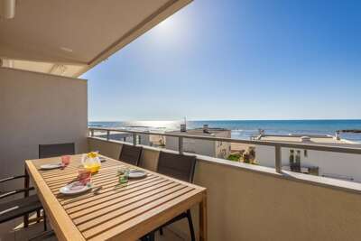 Les Vagues Bel Appartement Renove Vue Mer avec Acces Plage