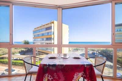 Valras-Plage : Appartement avec Vue Mer, Balcon et BBQ – Idéal Familles !