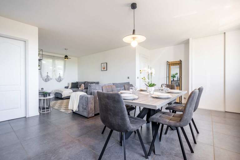 Saint-Thibery Apartment Rental