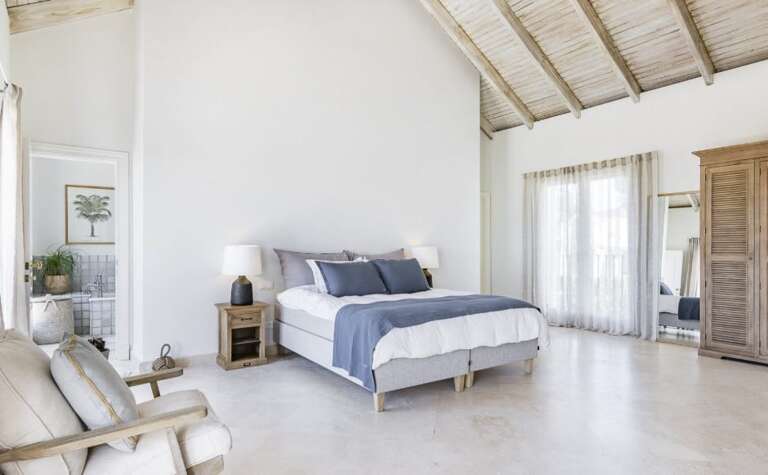 El Paraiso Villa Rental