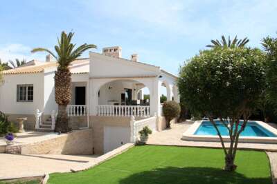 Perfect Holiday Villa In Villamartin