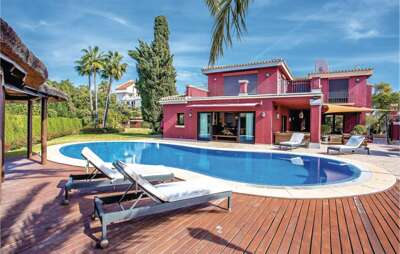 Modern Costal Villa in Elviria