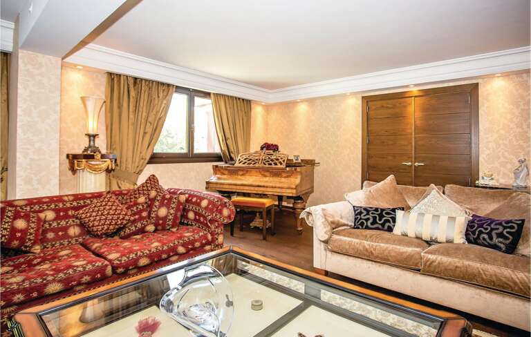 Marbella Villa Rental