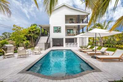 Key West Marina Estate Gated Luxury with 40-ft Boat Slip, Fire Pit &amp; Private Pool