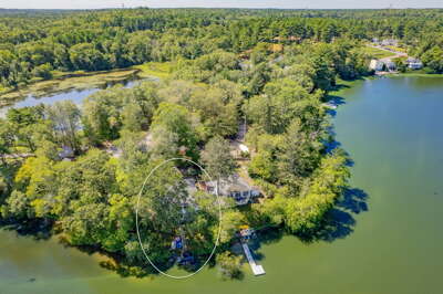Family Lakefront House with Fire Pit in Plymouth