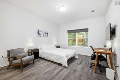 Unit 9 - Silver Comet Motel