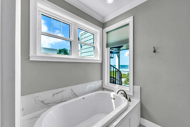 Primary Bathroom, Ensuite