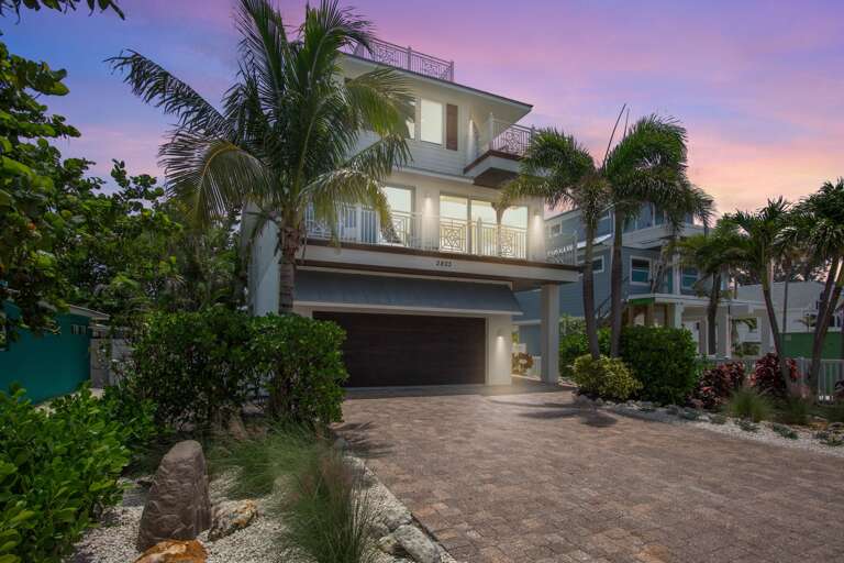 Avalon by AMI Locals