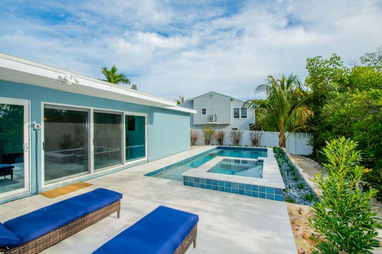 Private Pool and Spa